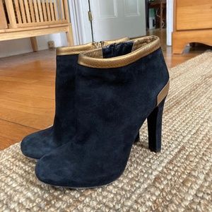 Fendi Black and Gold Suede/Metallic Heeled Ankle Boots size 36.5
